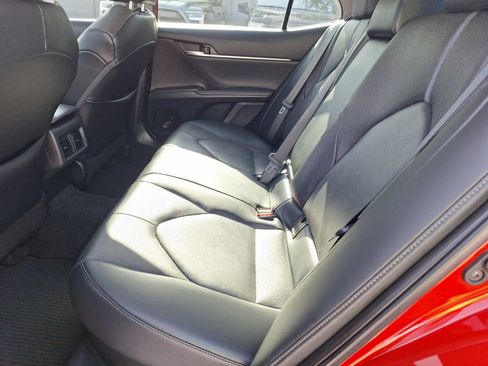 Used 2023 Toyota Camry XLE w/ Navigation Package FWD image 29