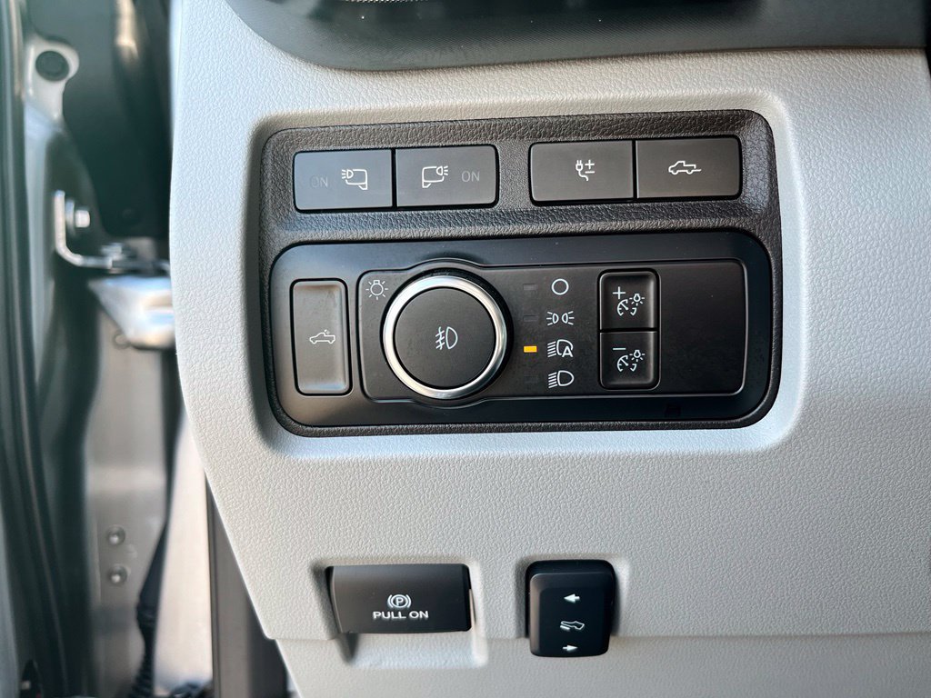 Used 2024 Ford F250 Limited w/ FX4 Off-Road Package AWD/4WD image 16