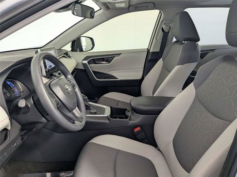 Certified 2025 Toyota RAV4 XLE w/ Convenience Package AWD/4WD image 13