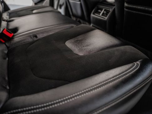 Used 2023 Ford Edge ST image 37