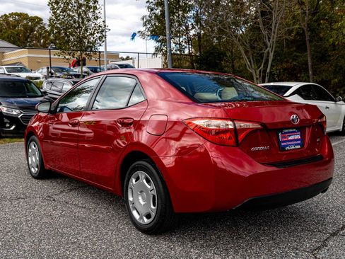 Used 2018 Toyota Corolla LE FWD image 4