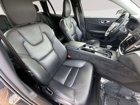 Used 2021 Volvo V60 T5 Cross Country w/ Advanced Package image 27