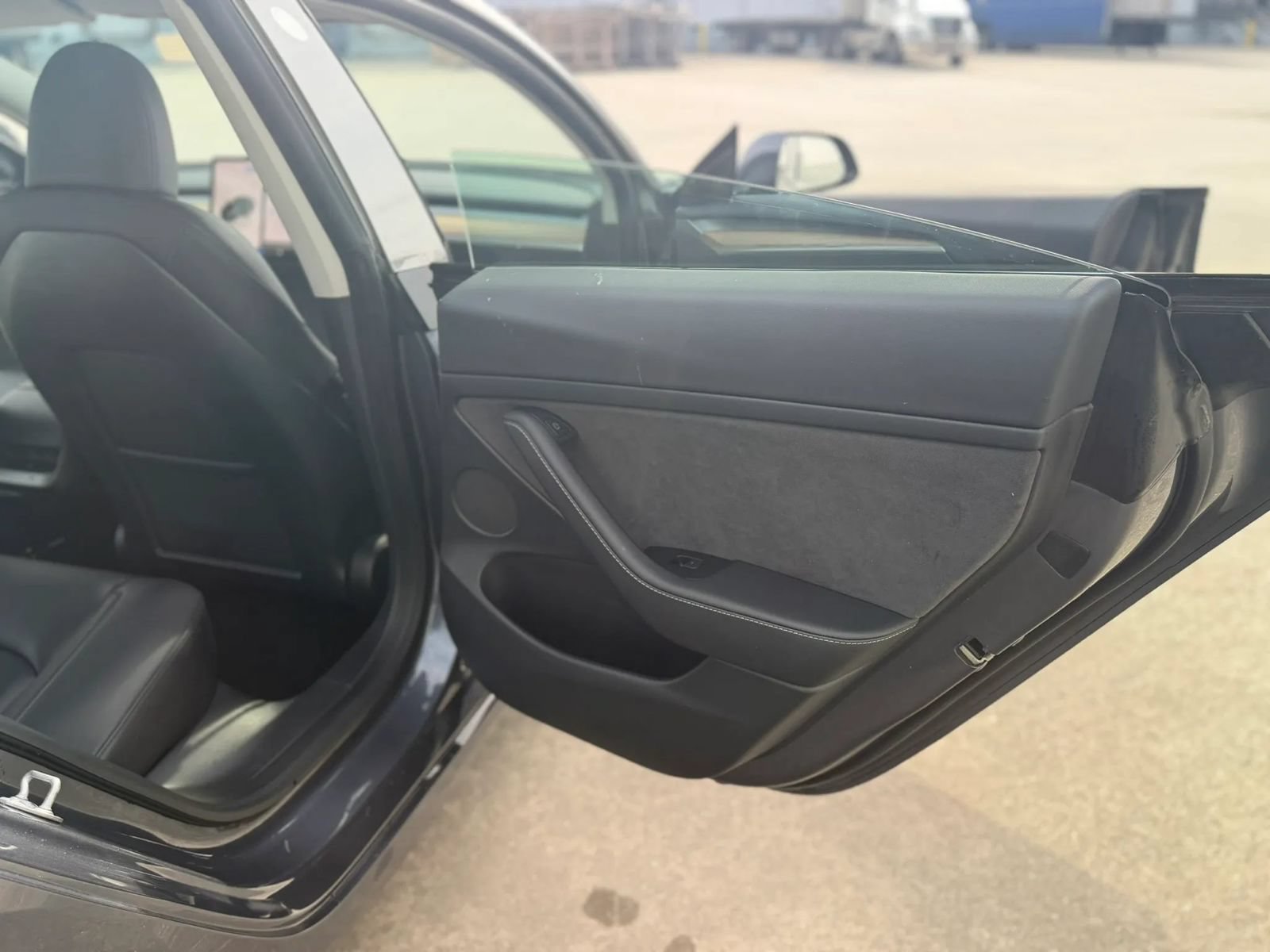 Used 2023 Tesla Model 3 Standard Range RWD image 21
