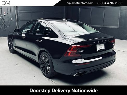 Used 2021 Volvo S60 T8 Inscription AWD/4WD image 5