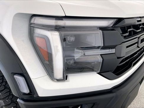 Used 2025 Ford F150 Raptor image 37