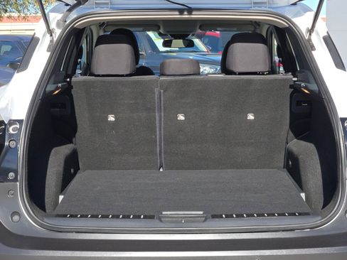 Certified 2025 Nissan Kicks SV w/ Illumination Package image 23