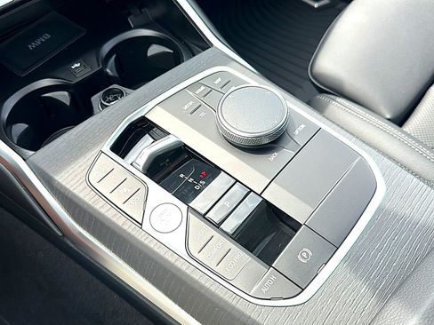 New 2026 BMW 330i Sedan w/ Premium Package RWD image 26