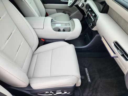 New 2026 Hyundai Palisade Calligraphy AWD/4WD image 9