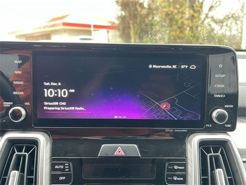 Certified 2023 Kia Sorento S image 16