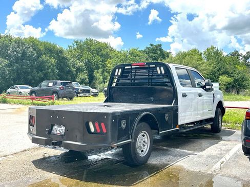 Used 2019 Ford F250 XL w/ STX Appearance Package AWD/4WD image 3