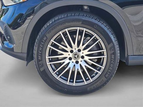 Certified 2026 Mercedes-Benz GLC 300 image 24