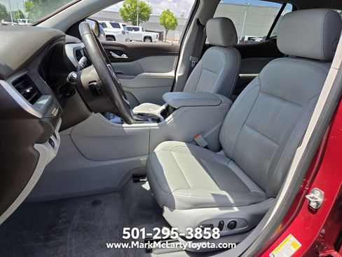 Used 2019 GMC Acadia SLT FWD image 9