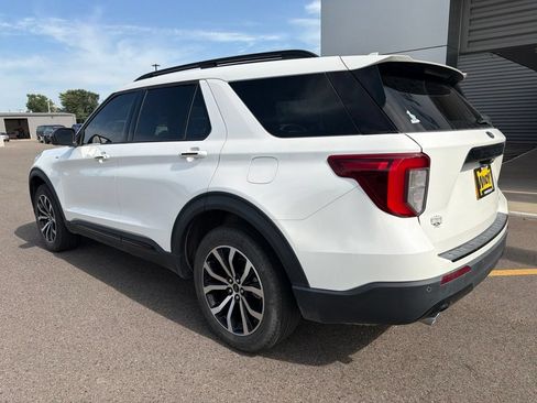 Used 2022 Ford Explorer ST-Line AWD/4WD image 8