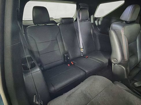 Used 2025 Chevrolet Traverse Z71 w/ LPO, Floor Liner Package AWD/4WD image 24