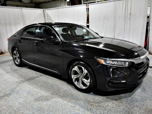 Used 2018 Honda Accord EX image 7