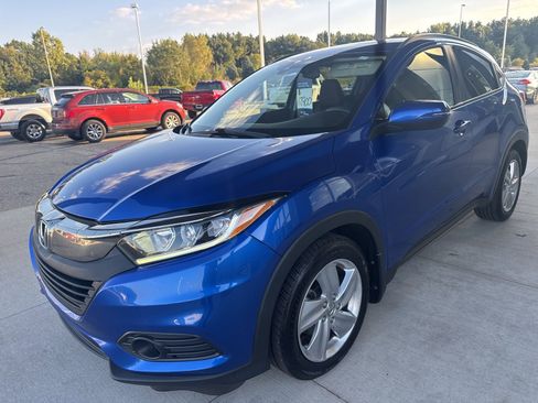 Used 2020 Honda HR-V EX image 3