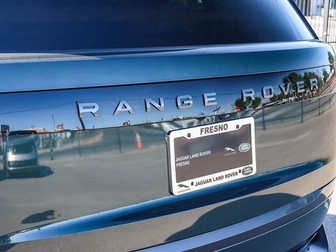 New 2026 Land Rover Range Rover SE image 12