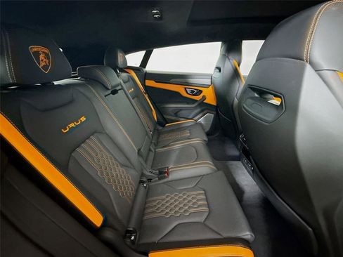 Used 2023 Lamborghini Urus S AWD/4WD image 21
