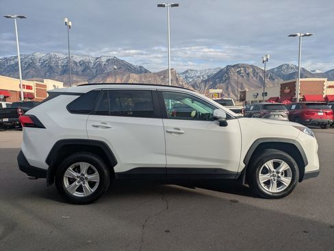 Used 2021 Toyota RAV4 XLE w/ Carpet Mat Package (TMS) image 2