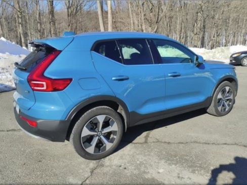 Used 2023 Volvo XC40 B5 Plus w/ Driver Assist Package image 13