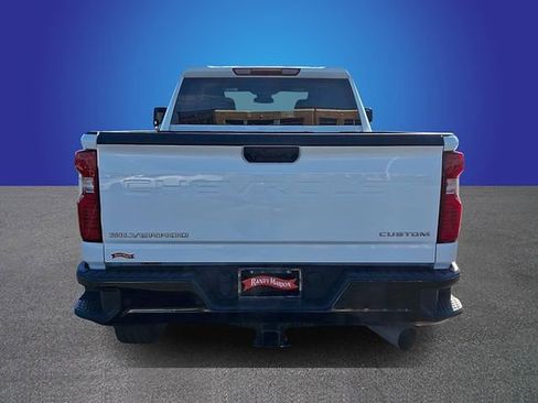 Used 2024 Chevrolet Silverado 2500 Custom w/ Custom Value Package AWD/4WD image 5