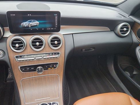 Used 2020 Mercedes-Benz C 300 Sedan image 23