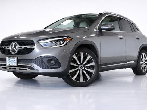 Used 2023 Mercedes-Benz GLA 250 4MATIC image 2