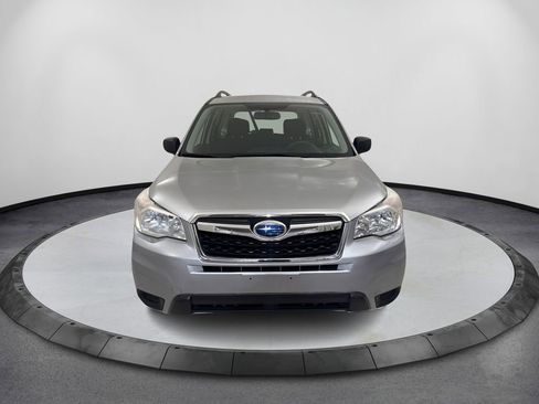 Used 2015 Subaru Forester 2.5i w/ Popular Package #2 AWD/4WD image 2