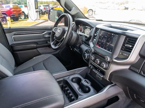 Used 2022 RAM 1500 Big Horn RWD image 13