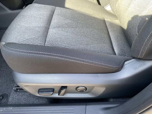 New 2026 Nissan Rogue SV w/ Cold Weather Package AWD/4WD image 9