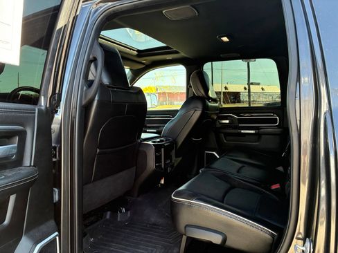 Used 2019 RAM 2500 Laramie AWD/4WD image 4