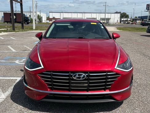 Used 2021 Hyundai Sonata SE w/ Preferred Accessory Package image 8