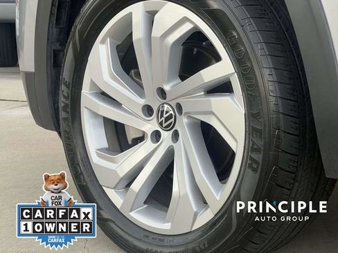 Used 2023 Volkswagen Atlas SE AWD/4WD image 7