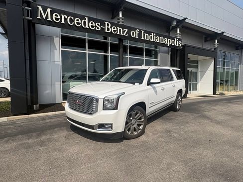 Used 2017 GMC Yukon XL Denali w/ Open Road Package AWD/4WD image 1