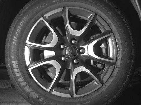 Used 2025 Jeep Compass Trailhawk AWD/4WD image 13