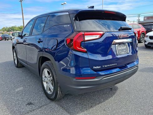 Certified 2022 GMC Terrain SLE image 4