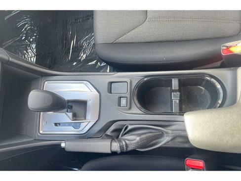 Certified 2023 Subaru Crosstrek 2.0i image 30