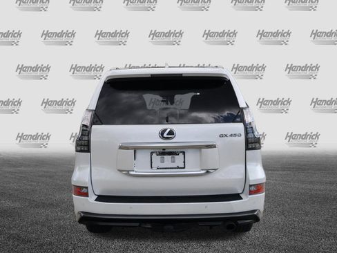 Used 2023 Lexus GX 460 Premium w/ Accessory Package AWD/4WD image 8