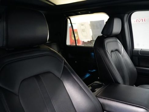Used 2021 Ford Expedition Limited image 24