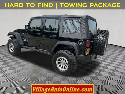 Used 2016 Jeep Wrangler Unlimited Sport AWD/4WD image 2