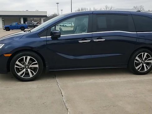 Used 2023 Honda Odyssey Touring image 5