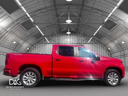 Used 2024 Chevrolet Silverado 1500 Custom AWD/4WD image 4