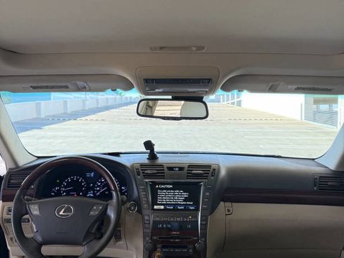 Used 2007 Lexus LS 460 image 19