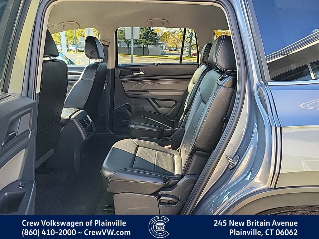 Certified 2023 Volkswagen Atlas SE w/ Black Wheel Package AWD/4WD image 14