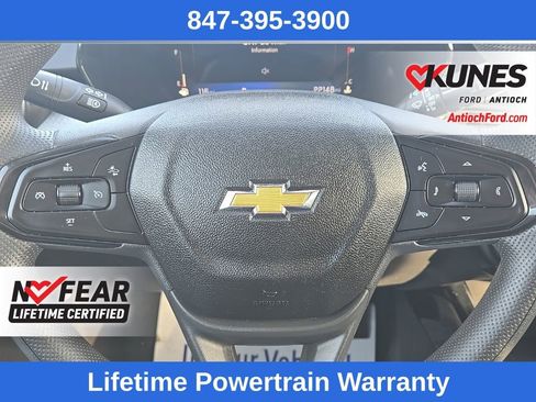Used 2025 Chevrolet Trax LT image 16