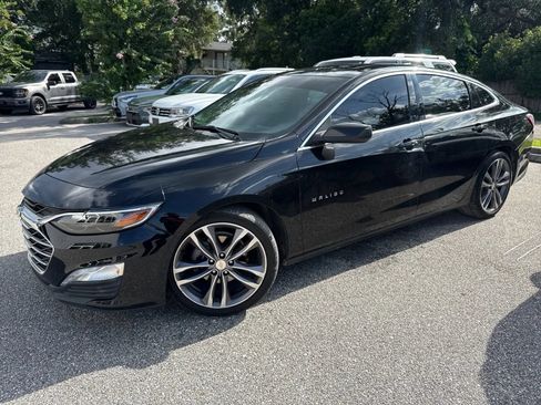 Used 2022 Chevrolet Malibu LT FWD image 3