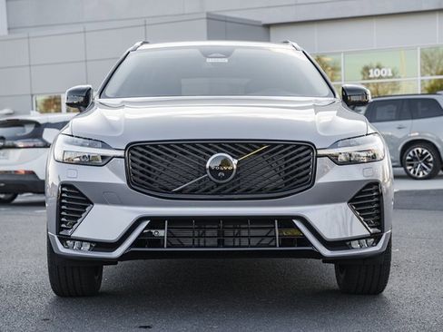 New 2026 Volvo XC60 B5 Plus w/ Protection Package Premier image 2