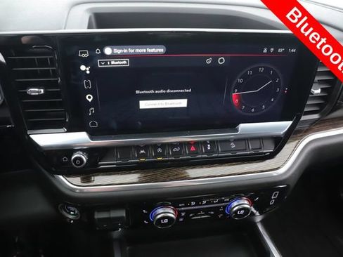Used 2025 GMC Sierra 1500 Elevation AWD/4WD image 4