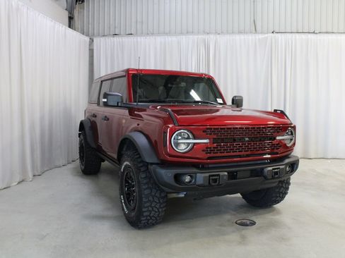 Used 2025 Ford Bronco Badlands AWD/4WD image 35