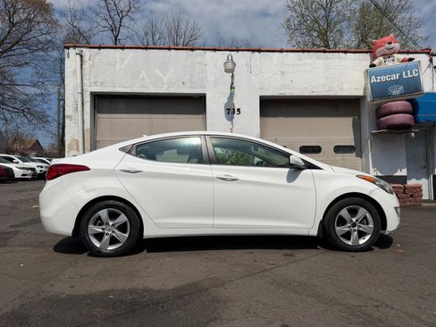 Used 2013 Hyundai Elantra GLS w/ Preferred Pkg image 14
